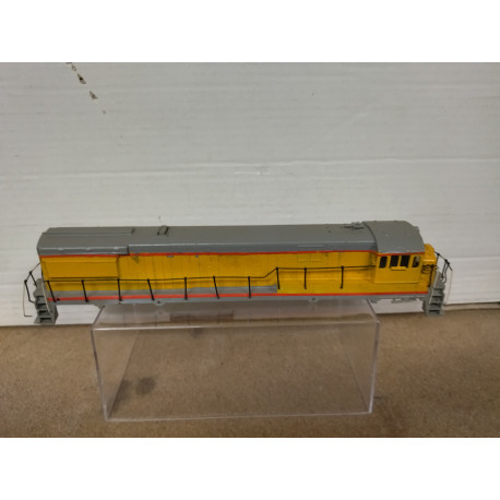 CARCASA LOCOMOTORA AMARILLA TRANSFORMACION ARTESANAL 1:87 H0 NO BOX