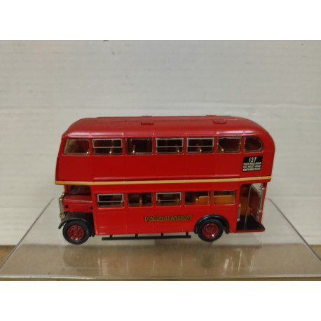 GUY ARAB MK.III LONDON TRANSPORT AUTOBUS 1:76 BRITBUS NO BOX/SUCIO