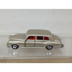 ROLLS ROYCE PHANTOM VI GOLD 1:78/apx 1:64 TOMICA F6 NO BOX