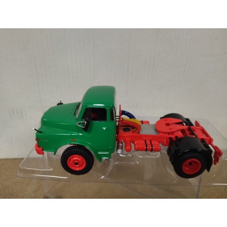 MAN 19.280 H 1971 GREEN CAMION/TRUCK 1:43 IXO TR003
