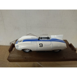 JAGUAR D-TYPE 1954-60 WHITE/BLUE 1:43 BRUMM R130