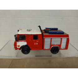 BERLIET 770 KB B-49 BOMBEROS 080 REPINTADO/DESGUACE apx 1:72 DelPRADO