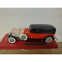 DUESENBERG J 1931 RED/BLACK 1:43 SOLIDO 156 AGE D´OR