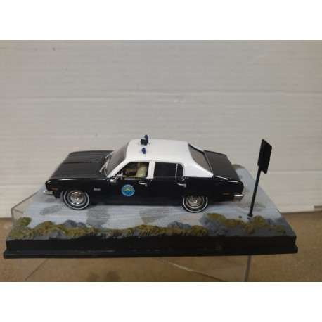 CHEVROLET NOVA POLICE LIVE AND LET DIE 007 JAMES BOND 1:43 EAGLEMOSS IXO