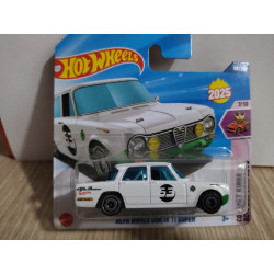 ALFA ROMEO GIULIA TI SUPER WHITE 7/10 COMPACT KINGS 1:64 HOT WHEELS
