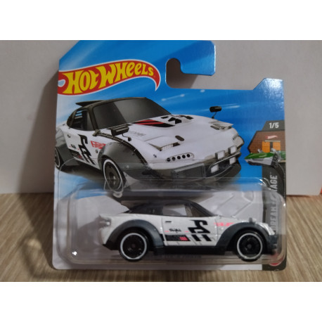MAZDA MX-5 MIATA WHITE 1/5 DREAM GARAGE 1:64 HOT WHEELS