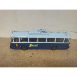 CHAUSSON VETRA APV TROLEBUS/AUTOBUS 1:43 HACHETTE IXO BLISTER ABIERTO