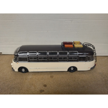 ISOBLOC 648 DP 1955 AUTOBUS 1:43 SALVAT IXO BLISTER ABIERTO