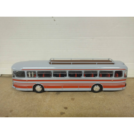 SAVIEM S53M 1972 GREY/RED AUTOBUS 1:43 SALVAT IXO BLISTER ABIERTO
