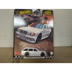 MERCEDES-BENZ E 36 AMG BREAK WHITE 113 BOULEVARD 1:64 HOT WHEELS PREMIUM