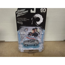 ASTON MARTIN V12 VANTAGE 007 DIE ANOTHER DAY 1:64 JOHNNY LIGHTNING