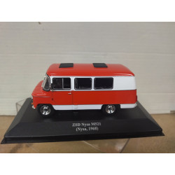 FSC ZSD NYSA M521 1968 TAXI POLONIA 1:43 ALTAYA IXO