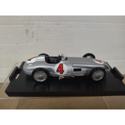 MERCEDES-BENZ W196 GRAND PRIX BERN 1950-54 1:43 BRUMM