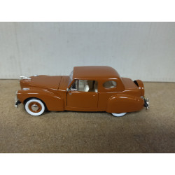 LINCOLN CONTINENTAL 1941 BERLINE 1:43 RIO MODELS 82