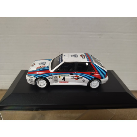 LANCIA DELTA INTEGRALE 1992 RALLY PORTUGAL KANKKUNEN 1:43 ALTAYA IXO BOX NO ORIGINAL