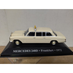 MERCEDES-BENZ W123 240D 1972 TAXI FRANKFURT 1:43 ALTAYA IXO DEFECT/NO RETRO