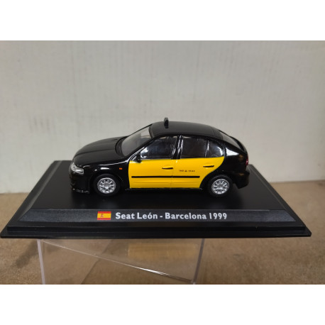 SEAT LEON 1999 TAXI BARCELONA 1:43 DeAGOSTINI IXO BLISTER ABIERTO