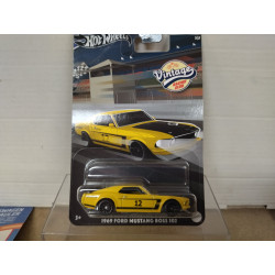 FORD MUSTANG BOSS 302 1969 YELLOW/BLACK 3/5 SERIE VINTAGE CARRERA 1:64 HOT WHEELS