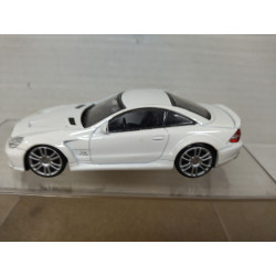 MERCEDES-AMG R230 SL65 WHITE 1:43 MONDO MOTORS NO BOX
