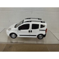 FIAT QUBO WHITE 1:43 MONDO MOTORS NO BOX