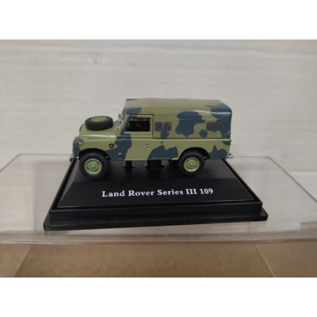 LAND ROVER 109-SERIE III MILITARY 1:72 CARARAMA