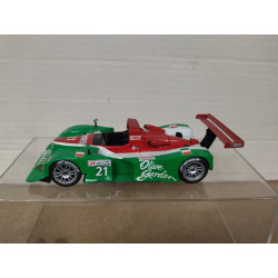 LOLA B2K/10 2000 24 H LE MANS 1:43 SPARK SCLA06