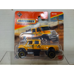 INTERNATIONAL CXT YELLOW 1:64 MATCHBOX 78/125