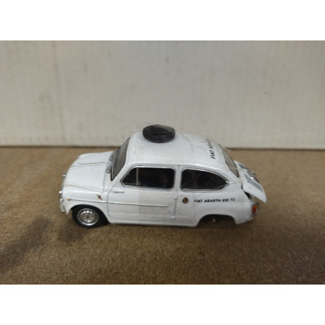 FIAT ABARTH 850 TC 1963 (SEAT 600) 1:43 SALVAT SOLIDO NO BOX DEFECTUOSO
