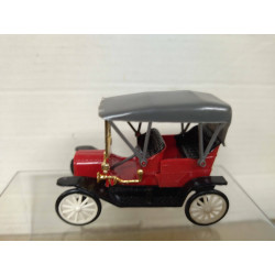 FORD MODEL T 1908 RED 1:43 EKO PLASTIC TOY VINTAGE NO BOX