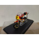 SUZUKI RG 500 1977 BARRY SHEENE n7 MOTO/BIKE 1:24 ALTAYA IXO