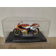 SUZUKI RG 500 1977 BARRY SHEENE n7 MOTO/BIKE 1:24 ALTAYA IXO