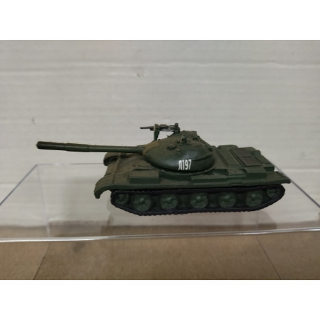 T-54 TANK RUSSIA 1:72 KIT/DIECAST ? NO BOX DESGUACE/SUCIO