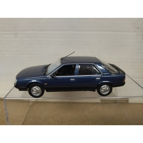 RENAULT 25 GTS 1984 AZUL 1:43 ALTAYA IXO NO BOX DEFECTUOSO/CRISTAL