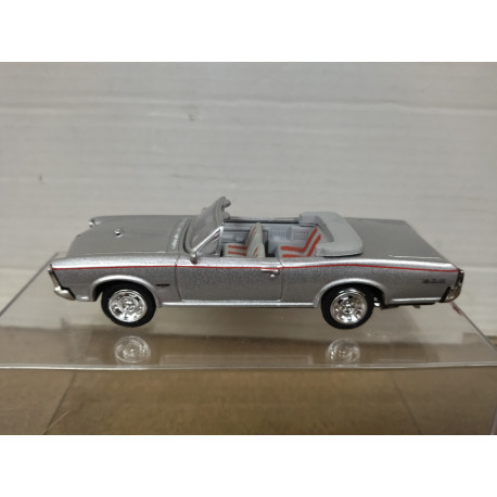 PONTIAC GTO 1966 CONVERTIBLE SILVER 1:43 NEW RAY NO BOX