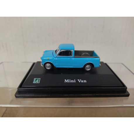 MINI VAN PICKUP BLUE 1:72 CARARAMA