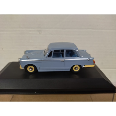 TRIUMPH HERALD SALOON BLE 1:43 VANGUARDS URNA RAJADA