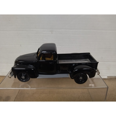 CHEVROLET PICKUP 3/4 TON 1953 BLACK 1:43 DURHAM CLASSICS WHITE METAL