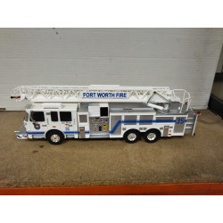 SPARTAN SMEAL USA FORT WORTH FIRE 1:43 SALVAT IXO NO BOX