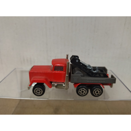 MACK GRUA/TOW TRUCK RED 1:100/apx 1:64 MAJORETTE 297 NO BOX