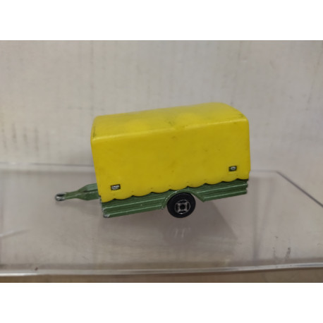 REMOLQUE/TRAILER VERDE/AMARILLO apx 1:64 MAJORETTE NO BOX