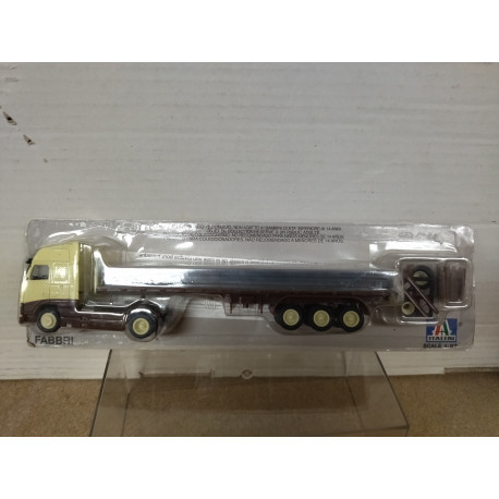 CAMION/TRUCK 1:87 H0 ITALERI