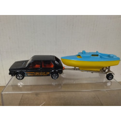 VOLKSWAGEN GOLF 1 + REMOLQUE BARCO 1:60/apx 1:64 MAJORETTE OPEN BOX