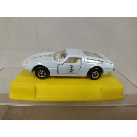 MASERATI BORA BLANCO apx 1:64 MIRA BOX