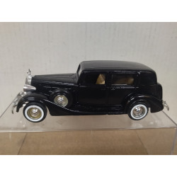 PACKARD 1937 SEDAN BLACK 1:43 SOLIDO 4047 NO BOX