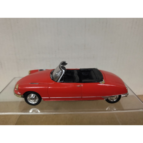 CITROEN DS 19 CABRIOLET 1961 RED 1:43 UH HACHETTE NO BOX