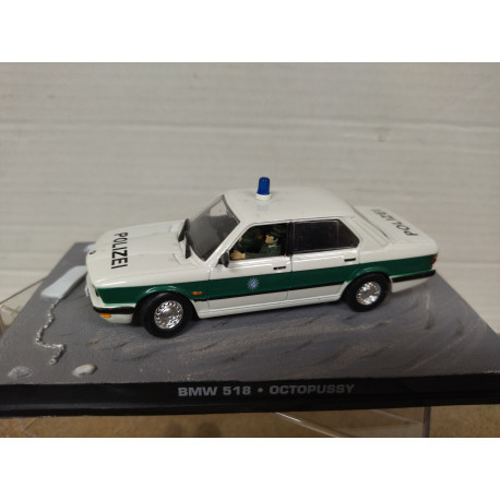 BMW E28 528 POLIZEI + FIG OCTOPUSSY 007 JAMES BOND 1:43 EAGLEMOSS IXO URNA MAL