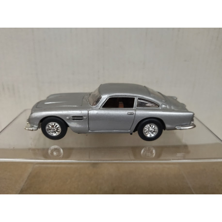 ASTON MARTIN DB5 SILVER 1:43 DelPRADO NO BOX