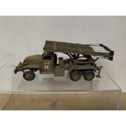 US-6 STUDEBAKER BM-13 KATYUSHA 1:87 H0/1:72 KIT SUCIO/REPINTADO NO BOX