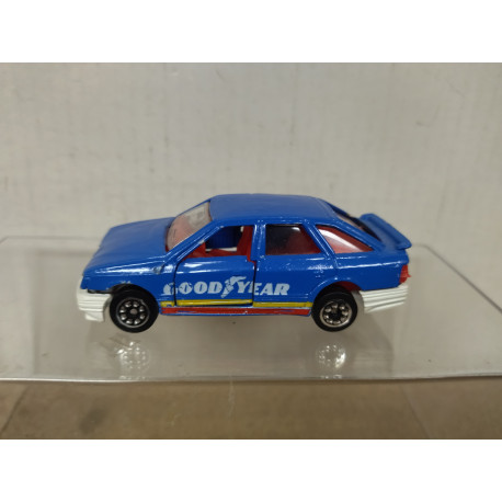 FORD SIERRA DESGUACE 1:64 GUISVAL NO BOX