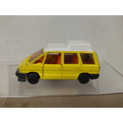 RENAULT ESPACE AMARILLO DESGUACE apx 1:64 GUISVAL NO BOX